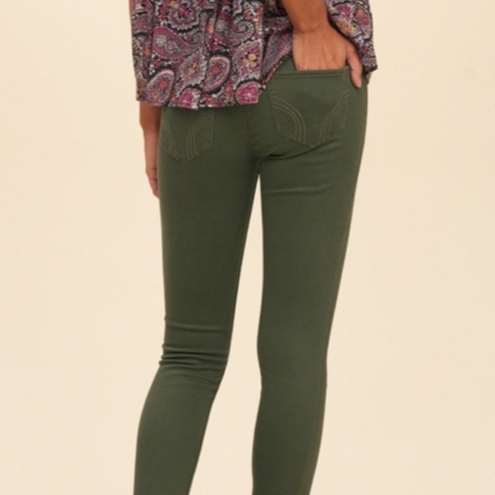 Hollister Olive Skinny Pants size 26